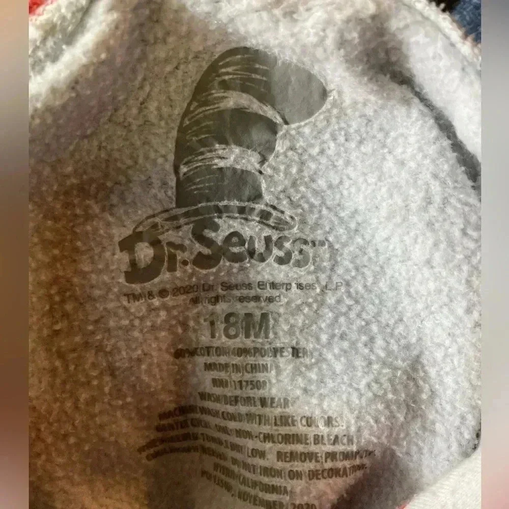 Dr Seuss hooded sweatshirt‎ size 18 months